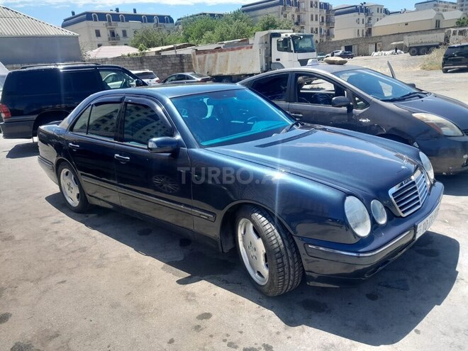 Mercedes E 240 2000, 378,000 km - 2.4 l - Bakı