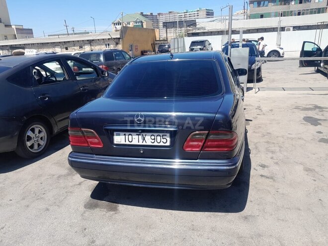Mercedes E 240 2000, 378,000 km - 2.4 l - Bakı