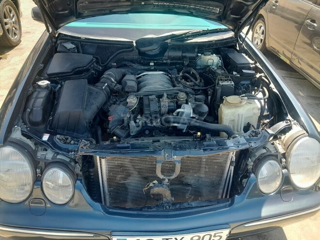 Mercedes E 240 2000, 378,000 km - 2.4 l - Bakı