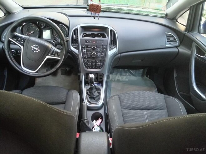 Opel Astra 2013, 275,000 km - 1.3 l - Bakı