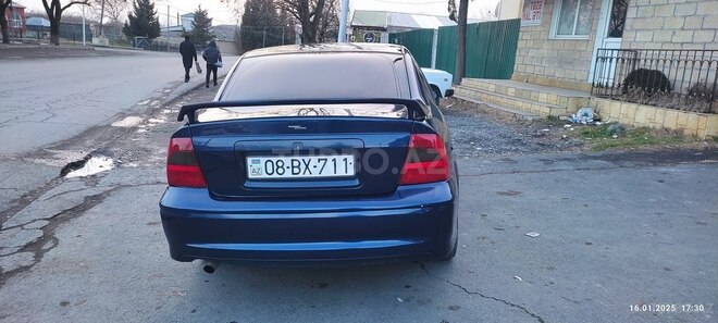 Opel Vectra 1999, 24,500 km - 2.0 l - Zaqatala