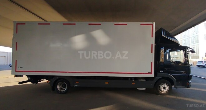 Mercedes Atego 818 2008, 300,535 km - 4.8 л - Bakı