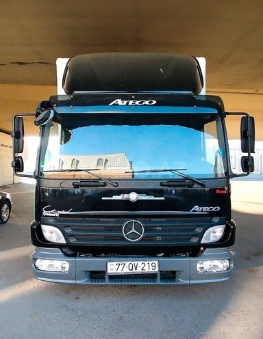 Mercedes Atego 818 2008, 300,535 km - 4.8 л - Bakı