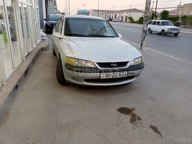 Opel Vectra 1996, 238,000 km - 1.8 l - Bakı