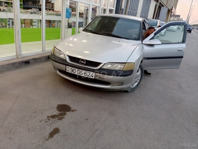 Opel Vectra 1996, 238,000 km - 1.8 l - Bakı