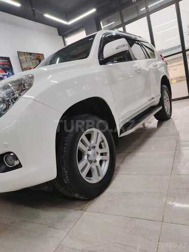 Toyota Land Cruiser Prado 2010, 197,000 km - 4.0 л - Bakı