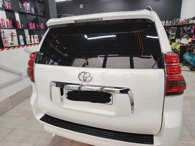 Toyota Land Cruiser Prado 2010, 197,000 km - 4.0 л - Bakı