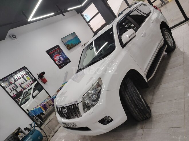 Toyota Land Cruiser Prado 2010, 197,000 km - 4.0 л - Bakı
