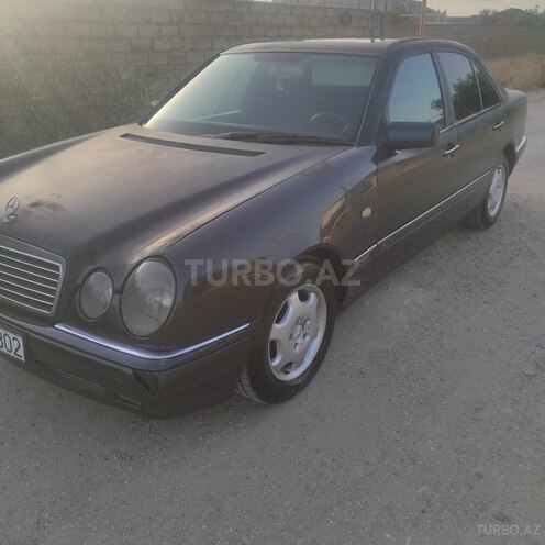 Mercedes E 230 1996, 433,800 km - 2.3 l - Bakı