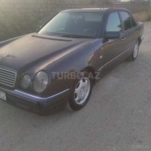 Mercedes E 230 1996, 433,800 km - 2.3 l - Bakı