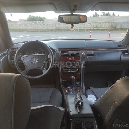 Mercedes E 230 1996, 433,800 km - 2.3 l - Bakı