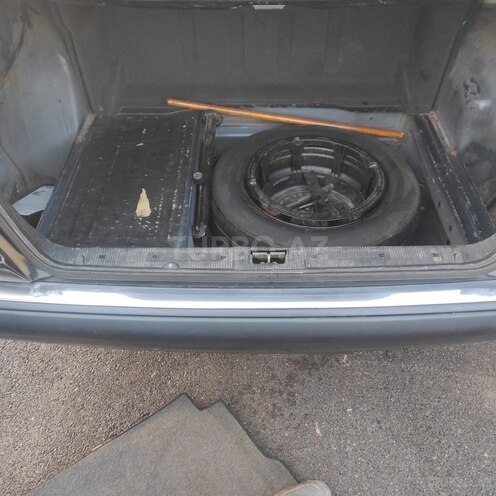 Mercedes E 230 1996, 433,800 km - 2.3 l - Bakı