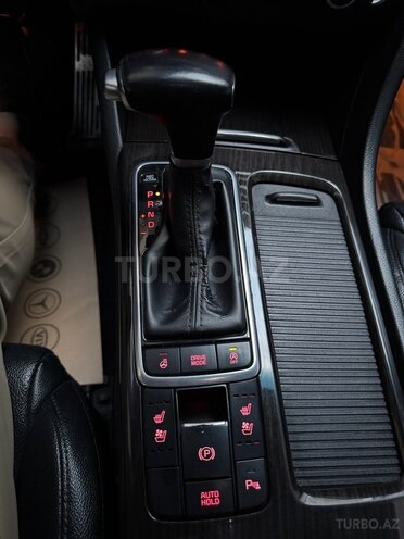 Kia K5-13