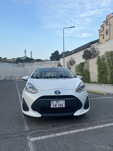 Toyota Aqua 2018, 74,500 km - 1.5 l - Bakı