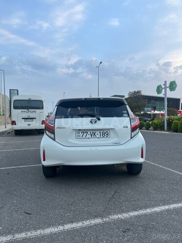 Toyota Aqua 2018, 74,500 km - 1.5 l - Bakı