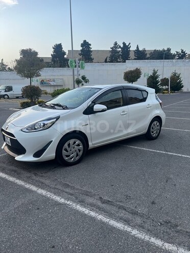 Toyota Aqua 2018, 74,500 km - 1.5 l - Bakı