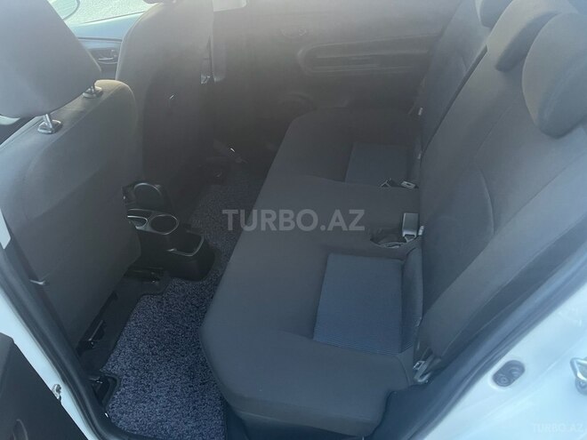 Toyota Aqua 2018, 74,500 km - 1.5 l - Bakı