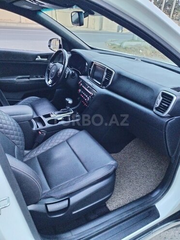 Kia Sportage 2017, 130,523 km - 2.0 l - Bakı