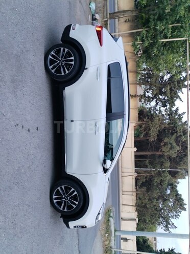 Kia Sportage 2017, 130,523 km - 2.0 l - Bakı