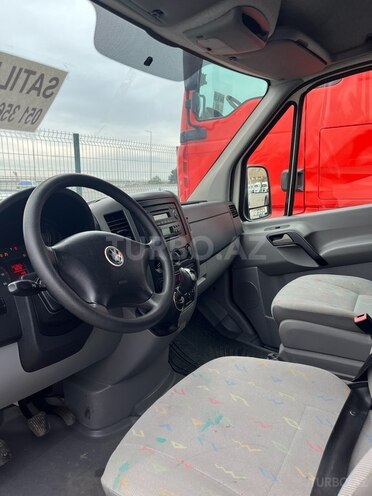 Volkswagen Crafter 2009, 337,830 km - 2.5 л - Bakı