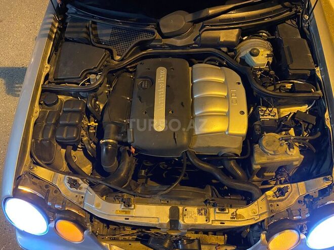 Mercedes E 220 d 2001, 700,000 km - 2.2 л - Bakı
