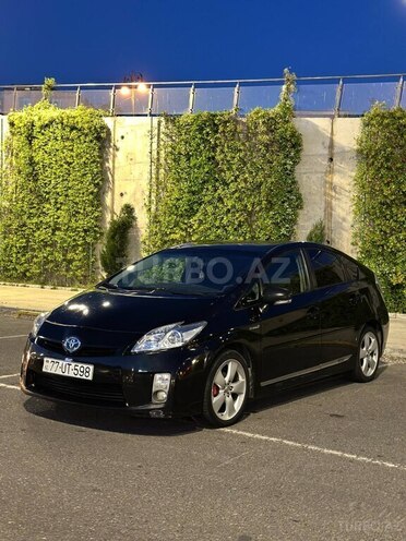 Toyota Prius-4