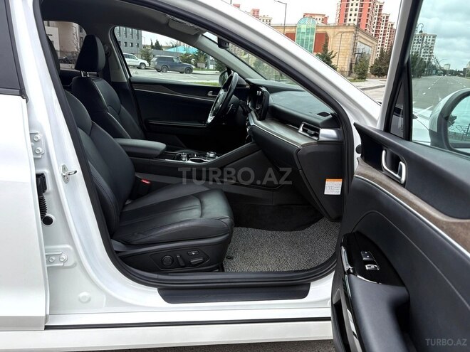 Kia K5-14