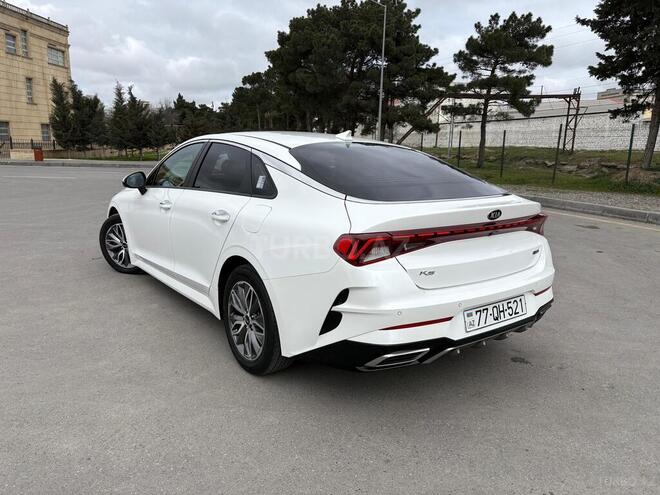 Kia K5-3