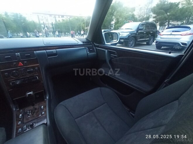 Mercedes E 240 2000, 383,500 km - 2.4 l - Bakı