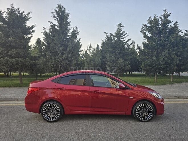 Hyundai Accent 2017, 179,300 km - 1.6 l - Bakı