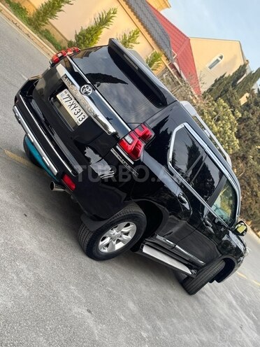 Toyota Land Cruiser Prado-11