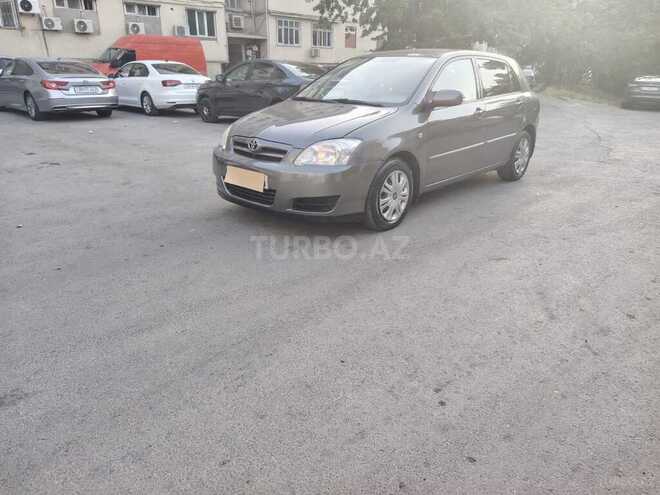 Toyota Corolla 2006, 284,000 km - 1.4 l - Bakı