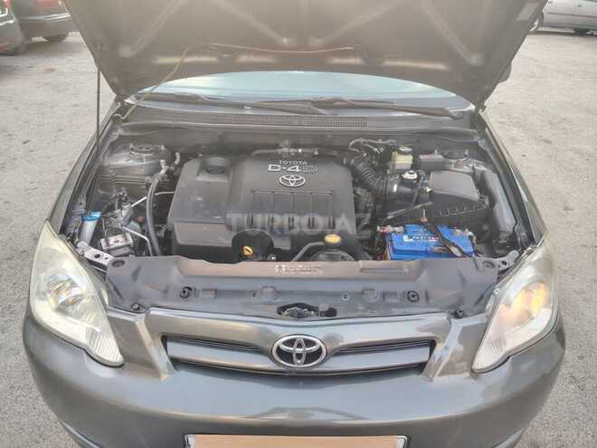 Toyota Corolla 2006, 284,000 km - 1.4 l - Bakı