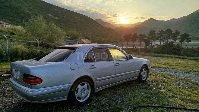 Mercedes E 300 d 1996, 500,000 km - 3.0 l - Bərdə