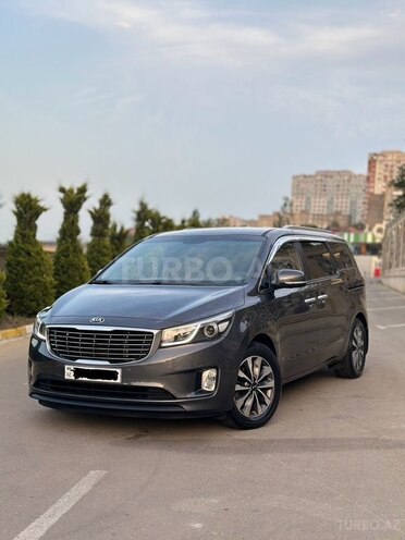 Kia Carnival 2015, 196,000 km - 2.2 l - Bakı
