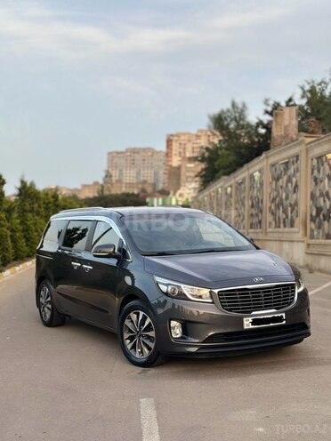Kia Carnival 2015, 196,000 km - 2.2 l - Bakı