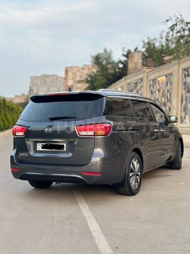 Kia Carnival 2015, 196,000 km - 2.2 l - Bakı