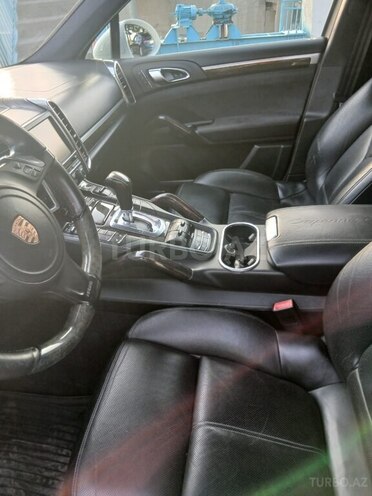 Porsche Cayenne GTS 2013, 202,000 km - 4.8 l - Quba