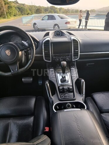 Porsche Cayenne GTS 2013, 202,000 km - 4.8 l - Quba