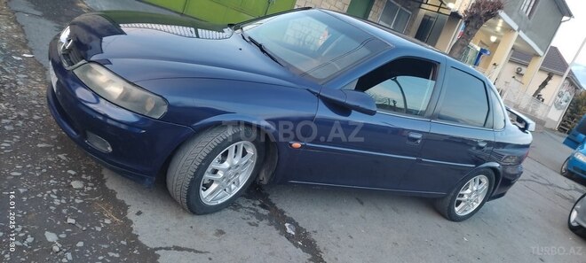 Opel Vectra 1999, 24,500 km - 2.0 l - Zaqatala