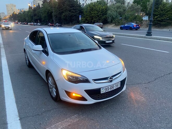 Opel Astra 2015, 246,000 km - 1.6 л - Bakı