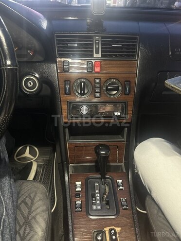 Mercedes C 220 1993, 281,719 km - 2.2 l - Sabirabad