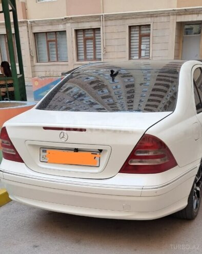 Mercedes C 240 2001, 308,000 km - 2.6 l - Bakı