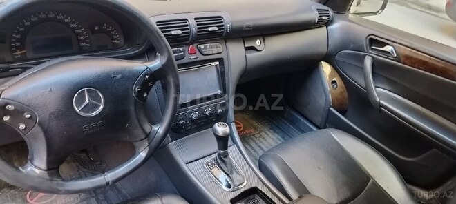 Mercedes C 240 2001, 308,000 km - 2.6 l - Bakı