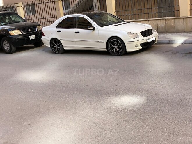 Mercedes C 240 2001, 308,000 km - 2.6 l - Bakı