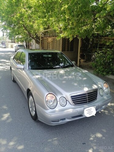 Mercedes E 320 2000, 259,300 km - 3.2 l - Bakı