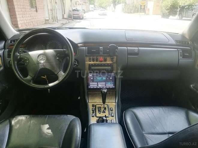 Mercedes E 320 2000, 259,300 km - 3.2 l - Bakı