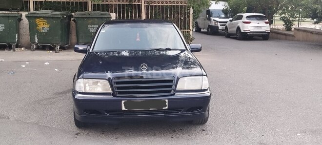Mercedes C 180 1995, 366,565 km - 1.8 l - Bakı