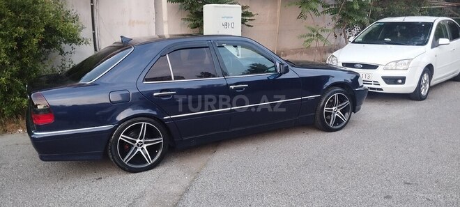 Mercedes C 180 1995, 366,565 km - 1.8 l - Bakı