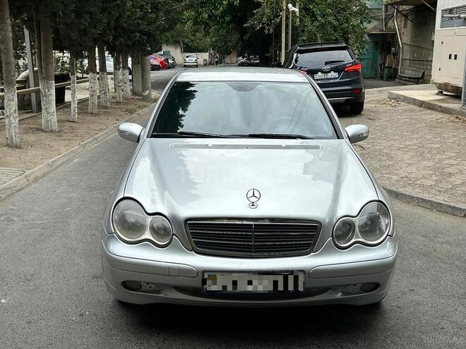 Mercedes C 220 d 2004, 386,000 km - 2.2 л - Sumqayıt